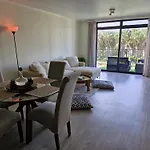 Island Club Apartment In Century City - 305 Ibiza